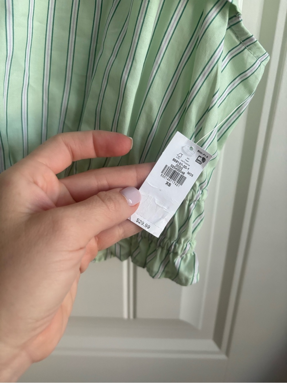 Old Navy Mint Green Striped V-Neck Ruffle Crop Top - Picture 8 of 9